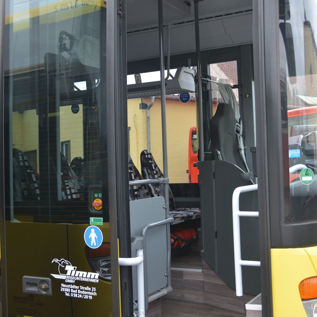 Eingang Überlandbus